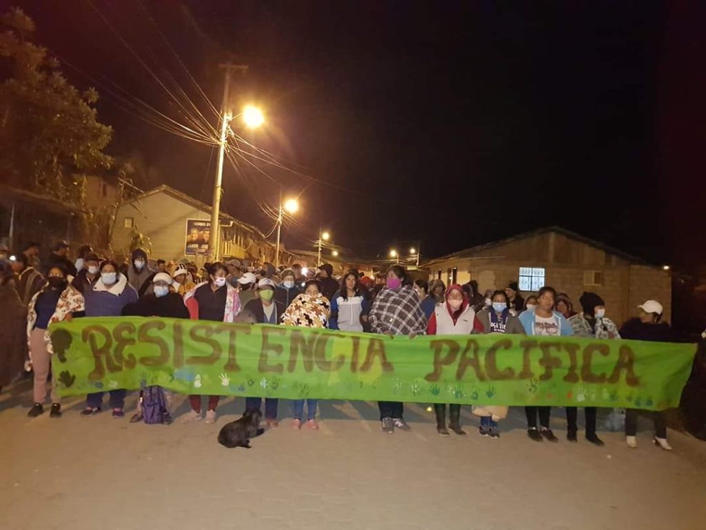 Alertan que la minera Hanrine quiere ingresar a la fuerza a Buenos Aires. Foto: Cortesía CONAIE